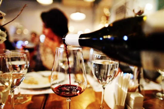 Как выбрать вино в ресторане Московской области